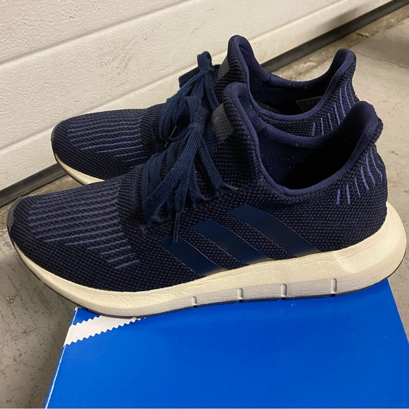 Adidas Swift Run M Sneaker AC7165 - Men’s 9 - Navy, White, w/ Box - Picture 4 of 13
